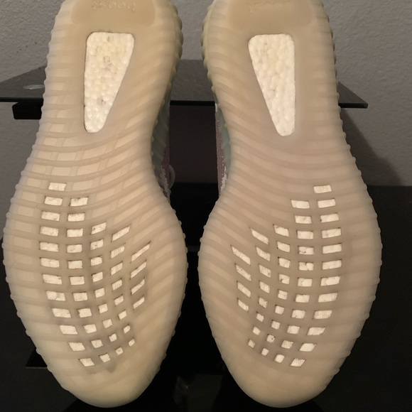 Yeezy 350 blue tints main image 9